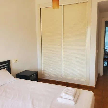 Spirit Of - 2 Bed - Sleeps 4 - R069 شقة *